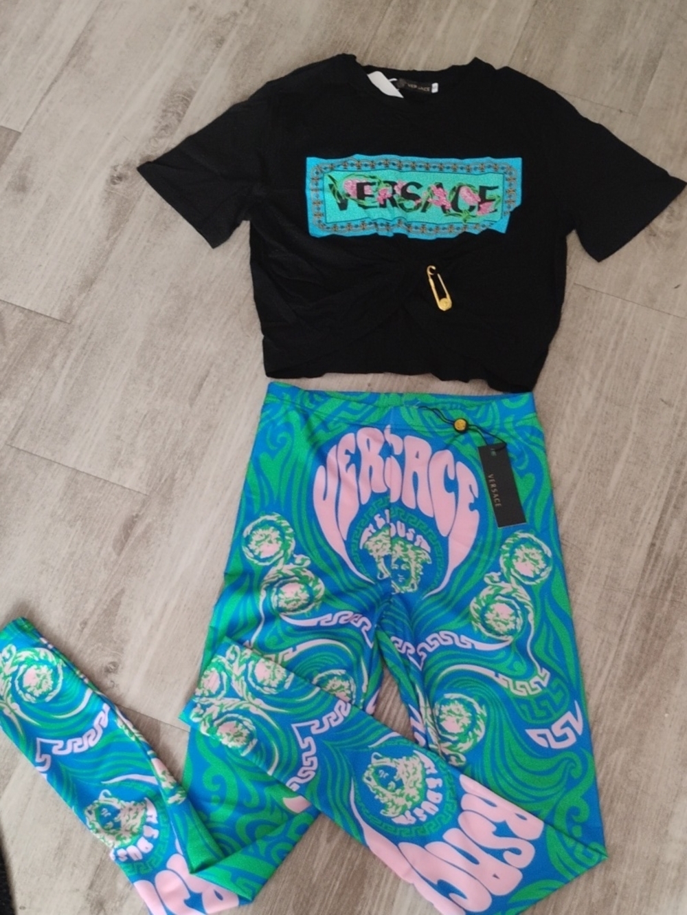 Vibrant Blue & Green Patterned spandex&Tshirt Set🔥🔥 - Picture 8 of 8